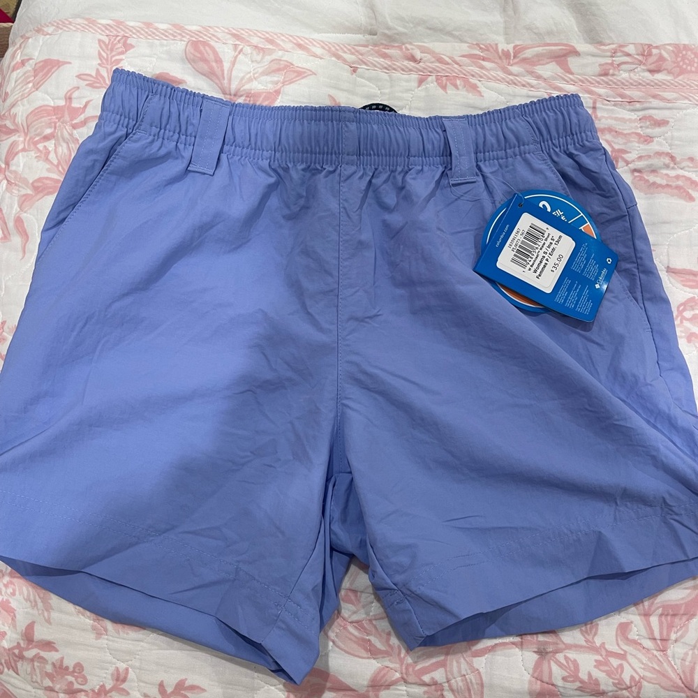 Columbia women’s 5” inseam shorts